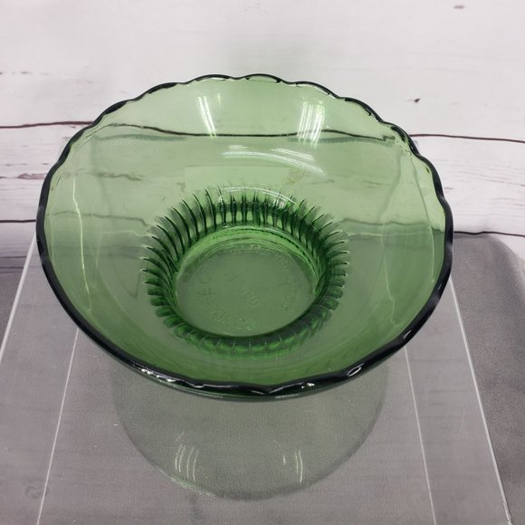 Vintage Green Glass Bowl by EO Brody Co with Scalloped Rim Pedestal Bowl - Picture 10 of 13